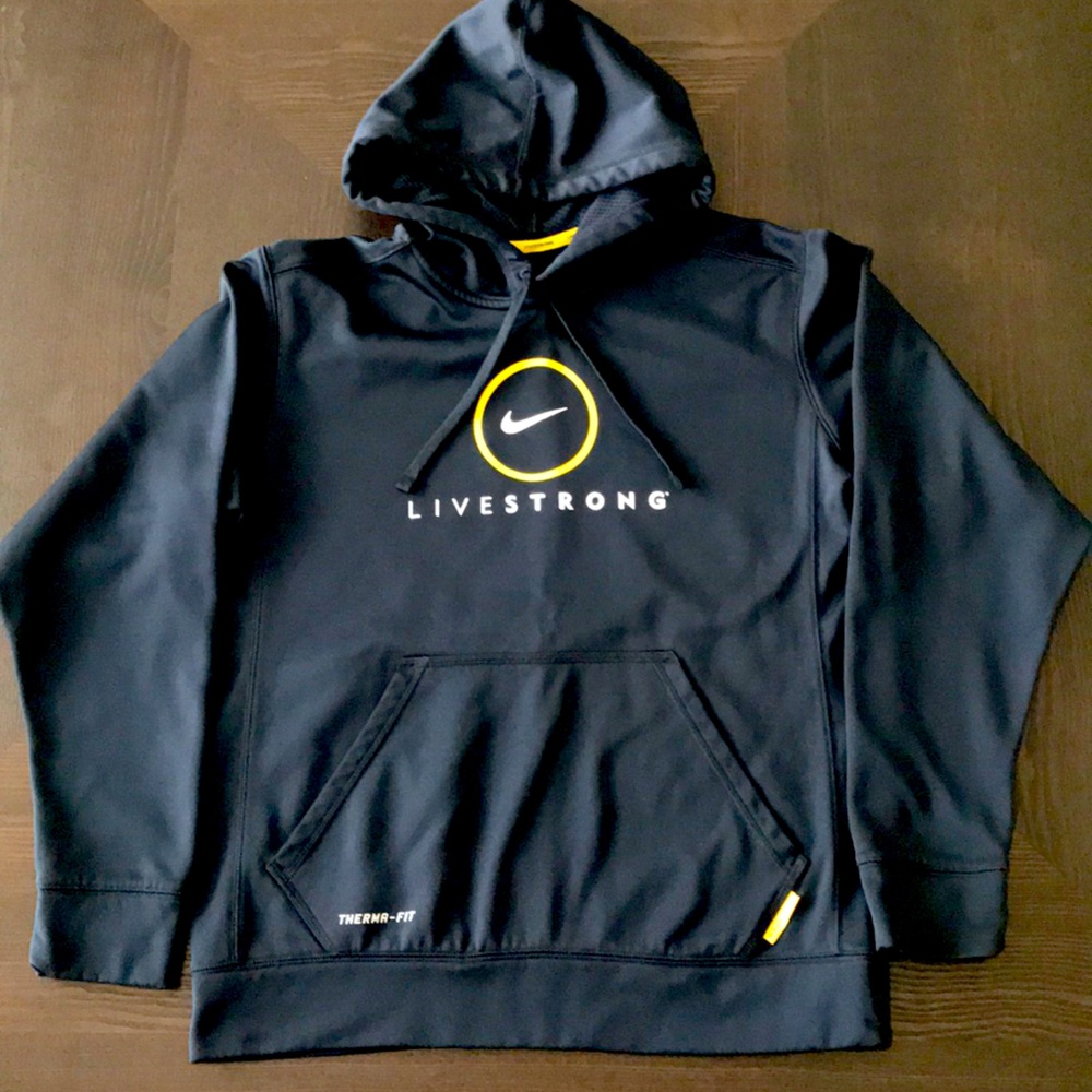 NIKE LIVESTRONG THERMA FIT SIZE MEDIUM
